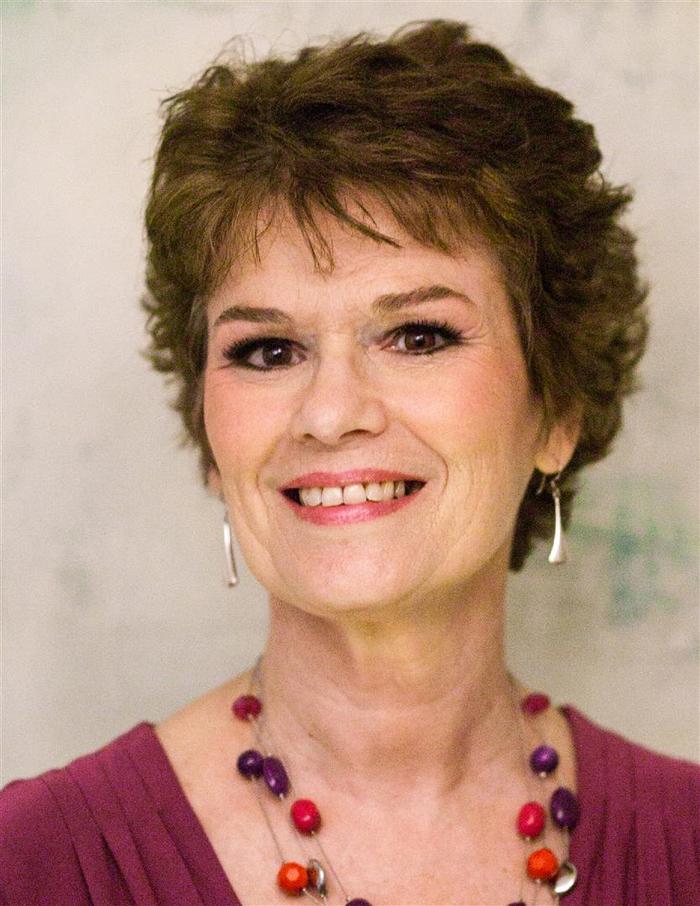 Dinah Jefferies